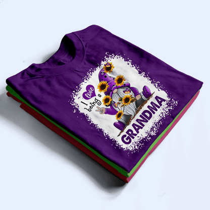 I Love Being A Grandma Gnome - Personalized Custom T Shirt - Birthday, Loving, Funny Gift for Grandma/Nana/Mimi, Mom, Wife, Grandparent - Purple