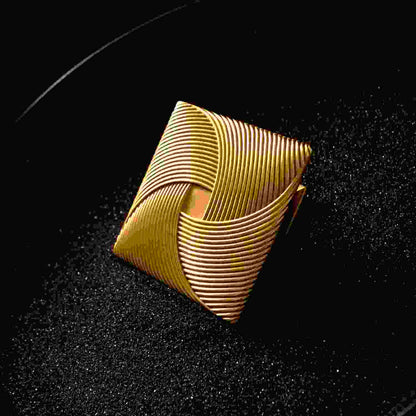 3-1/2 Inch Square Bijou Tempest Square Knob