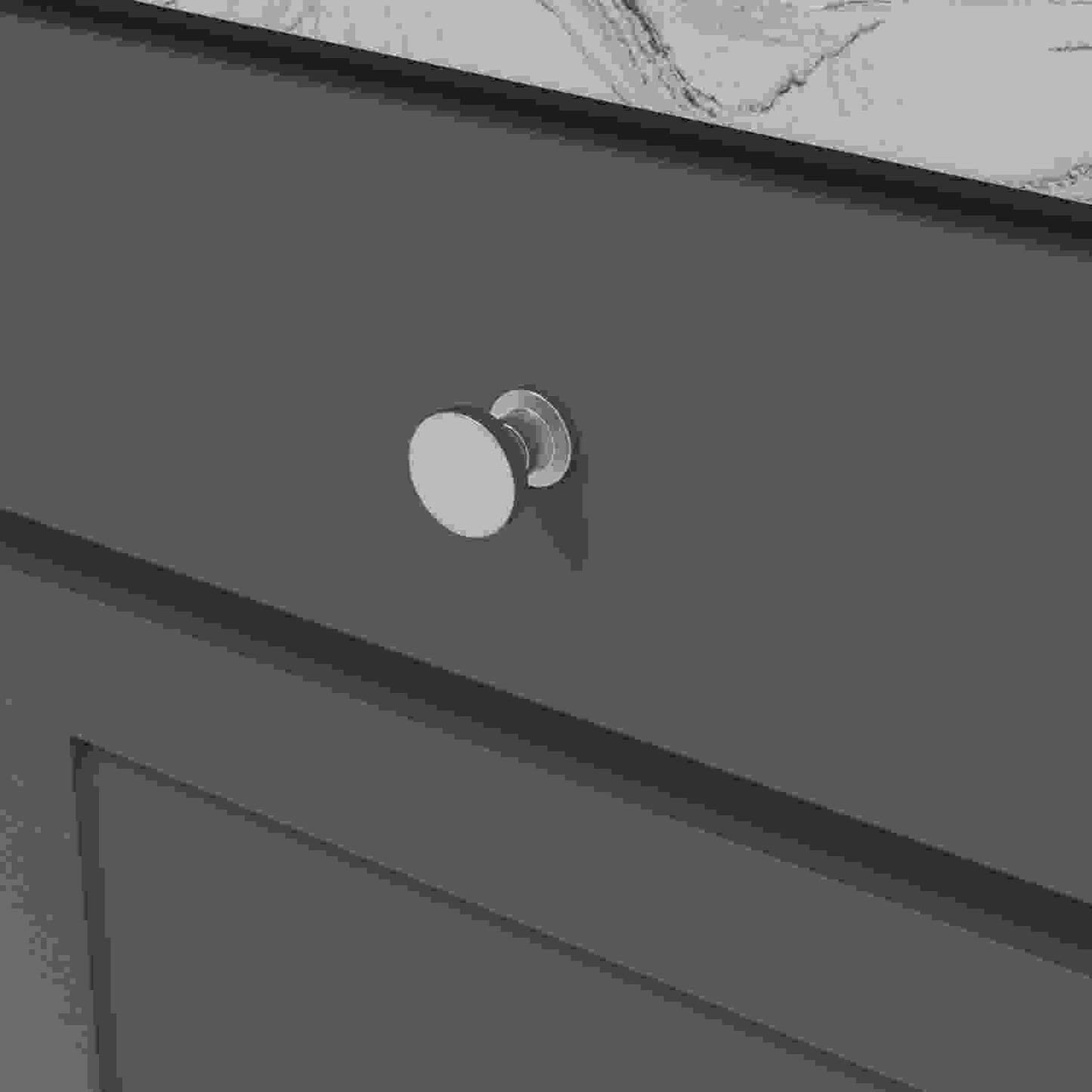 1-1/4 Inch Diameter Urbane Round Knob