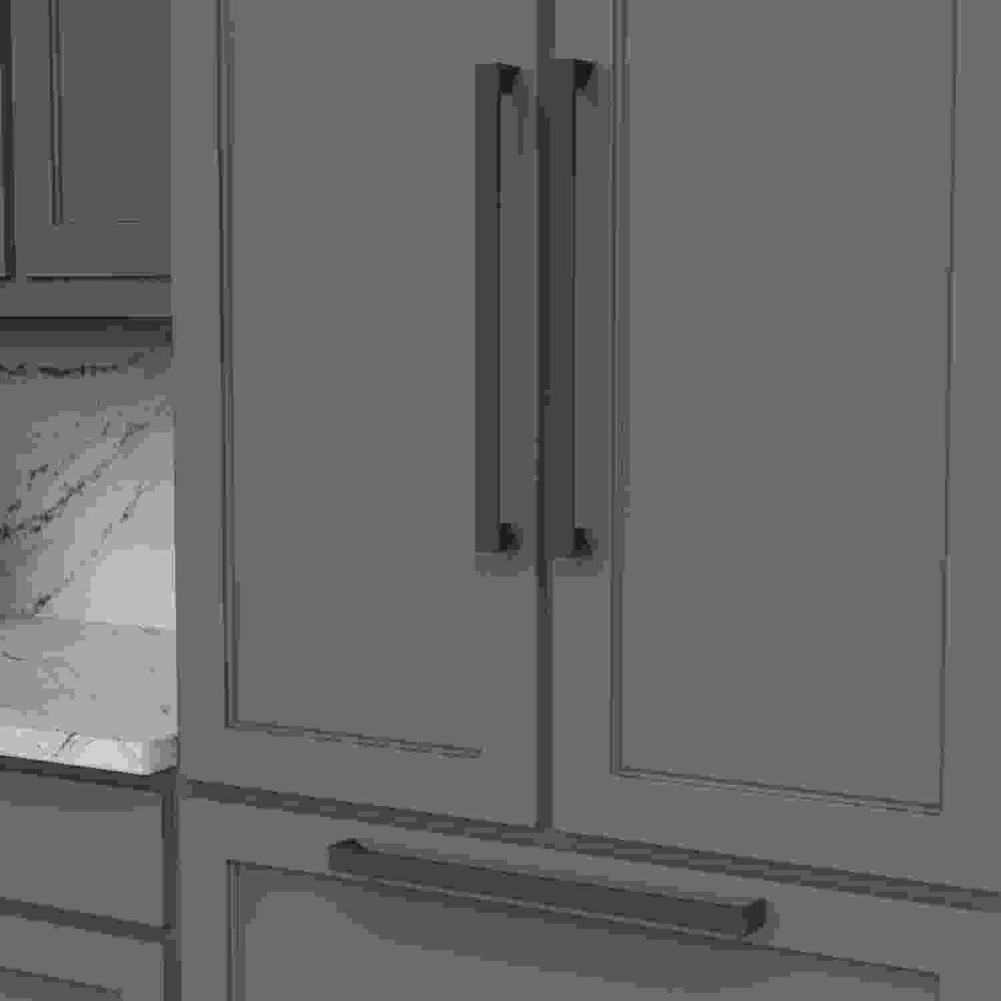 18 Inch Center to Center Avenue Appliance Pull
