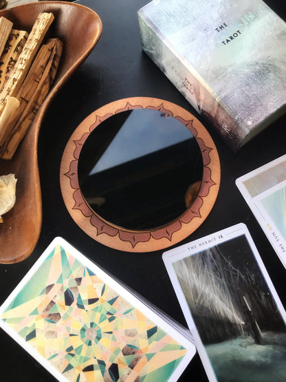 Obsidian Scrying Mirror