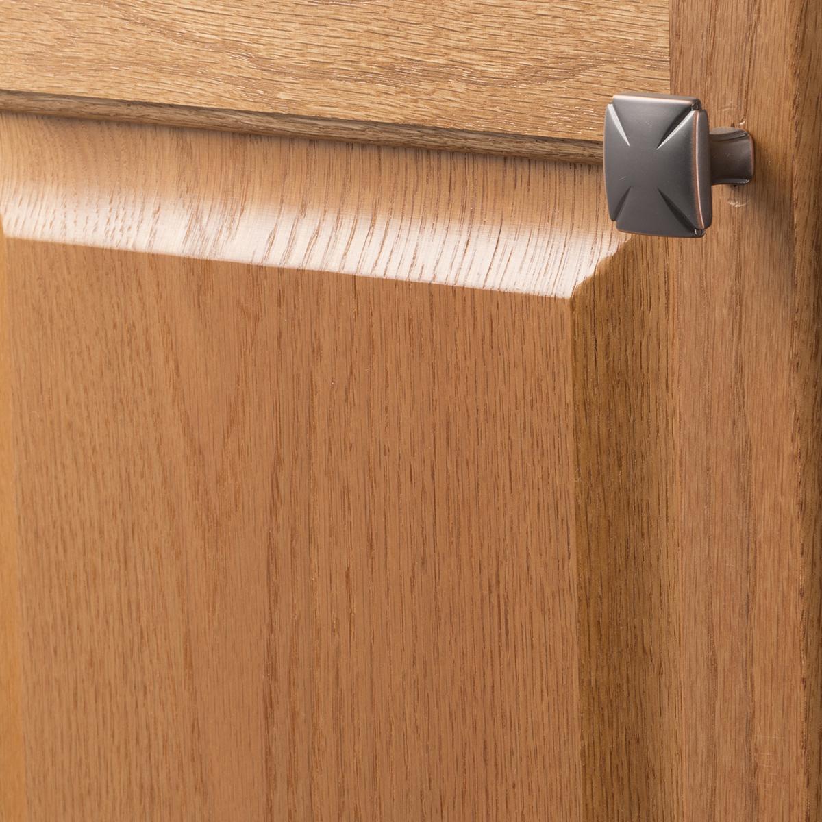 1-3/16 Inch Square Bridges Knob