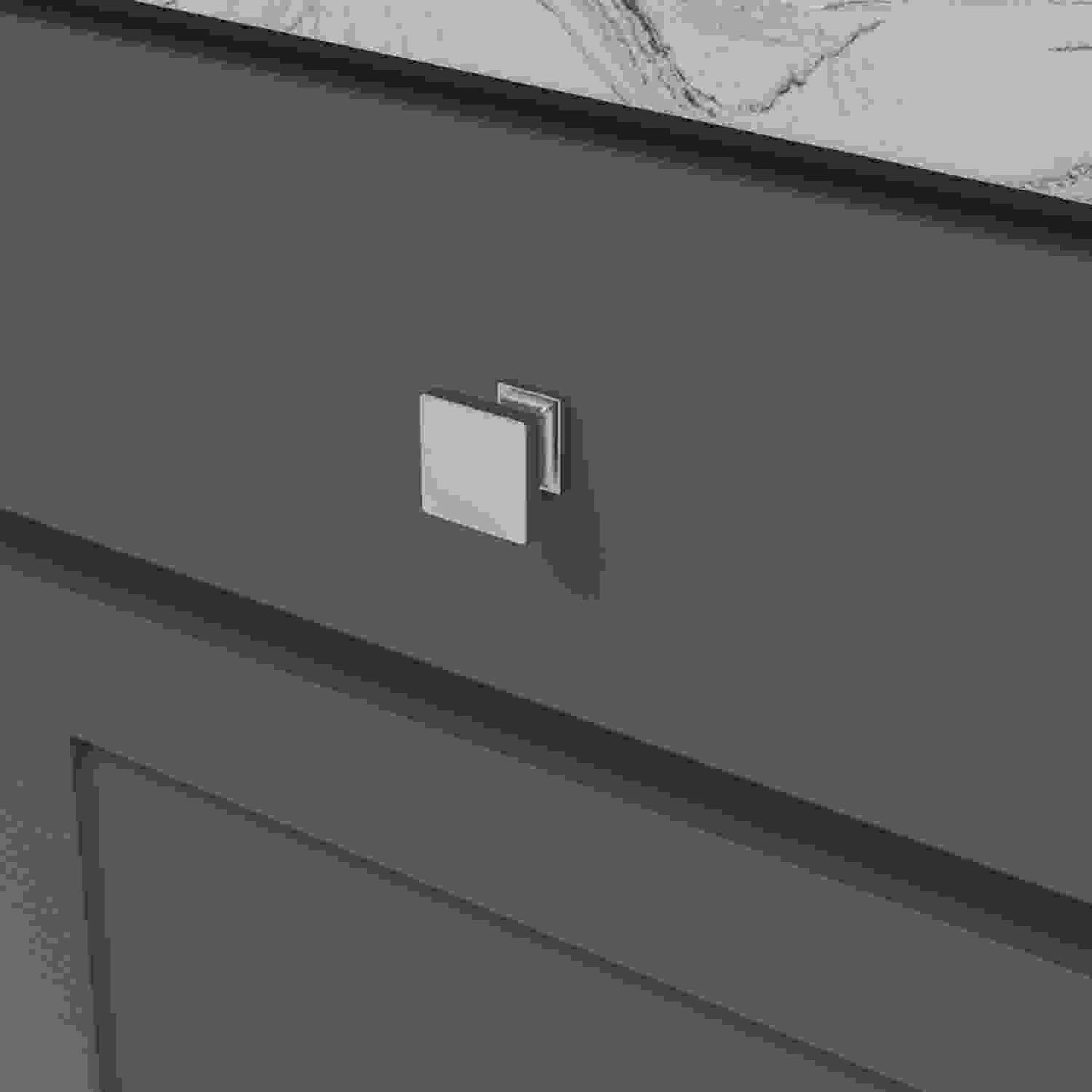 1-1/4 Inch Square Cambridge Square Knob
