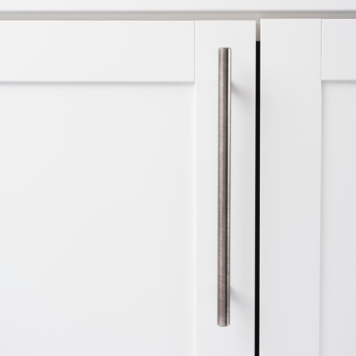 7-9/16 Inch (192mm) Bar Pulls Pull