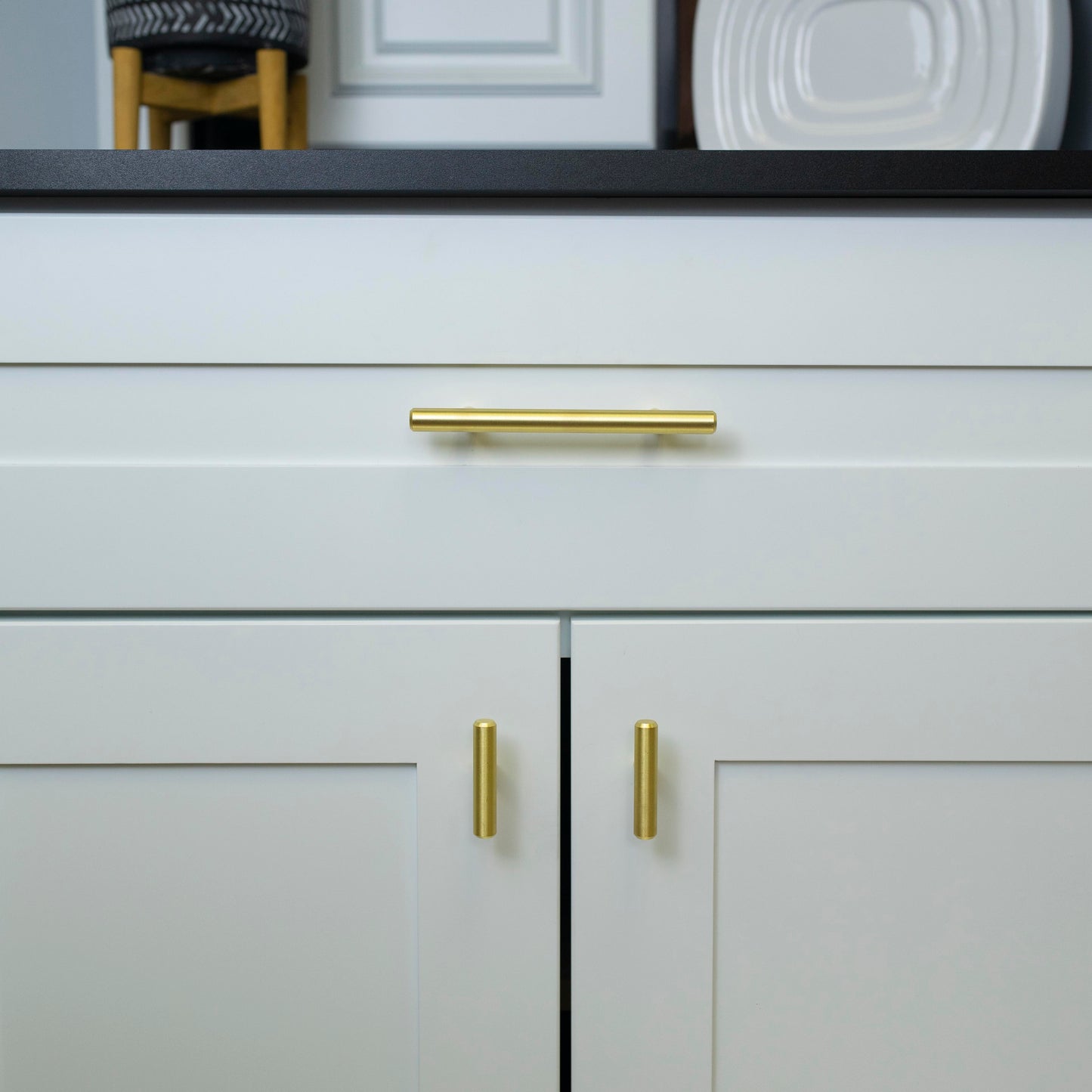 3-3/4 Inch (96mm) Bar Pulls Pull