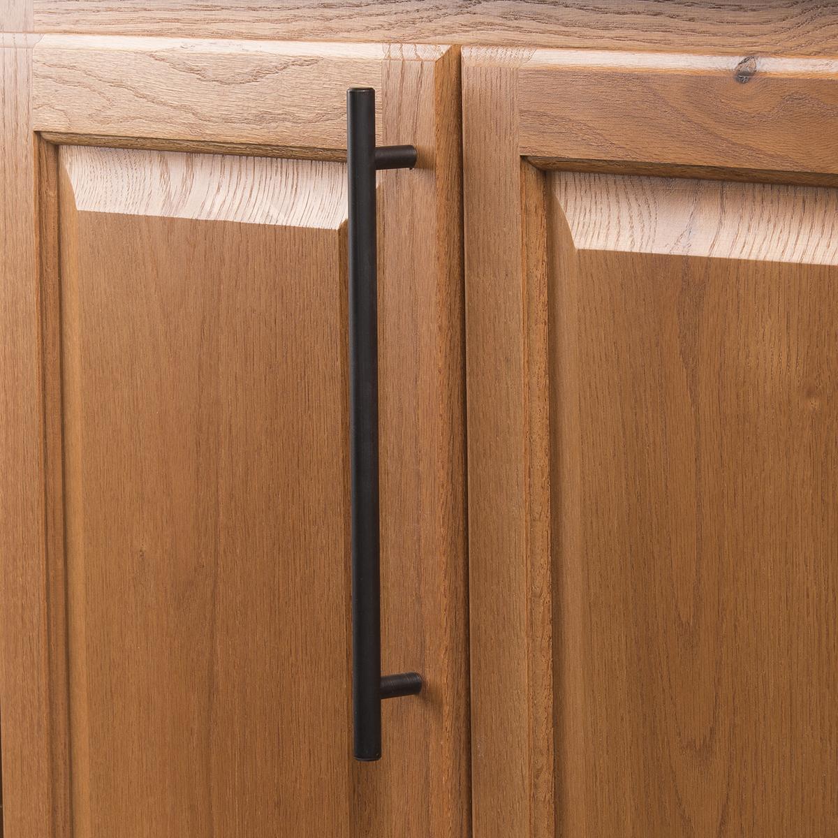 8-13/16 Inch (224mm) Bar Pulls Pull