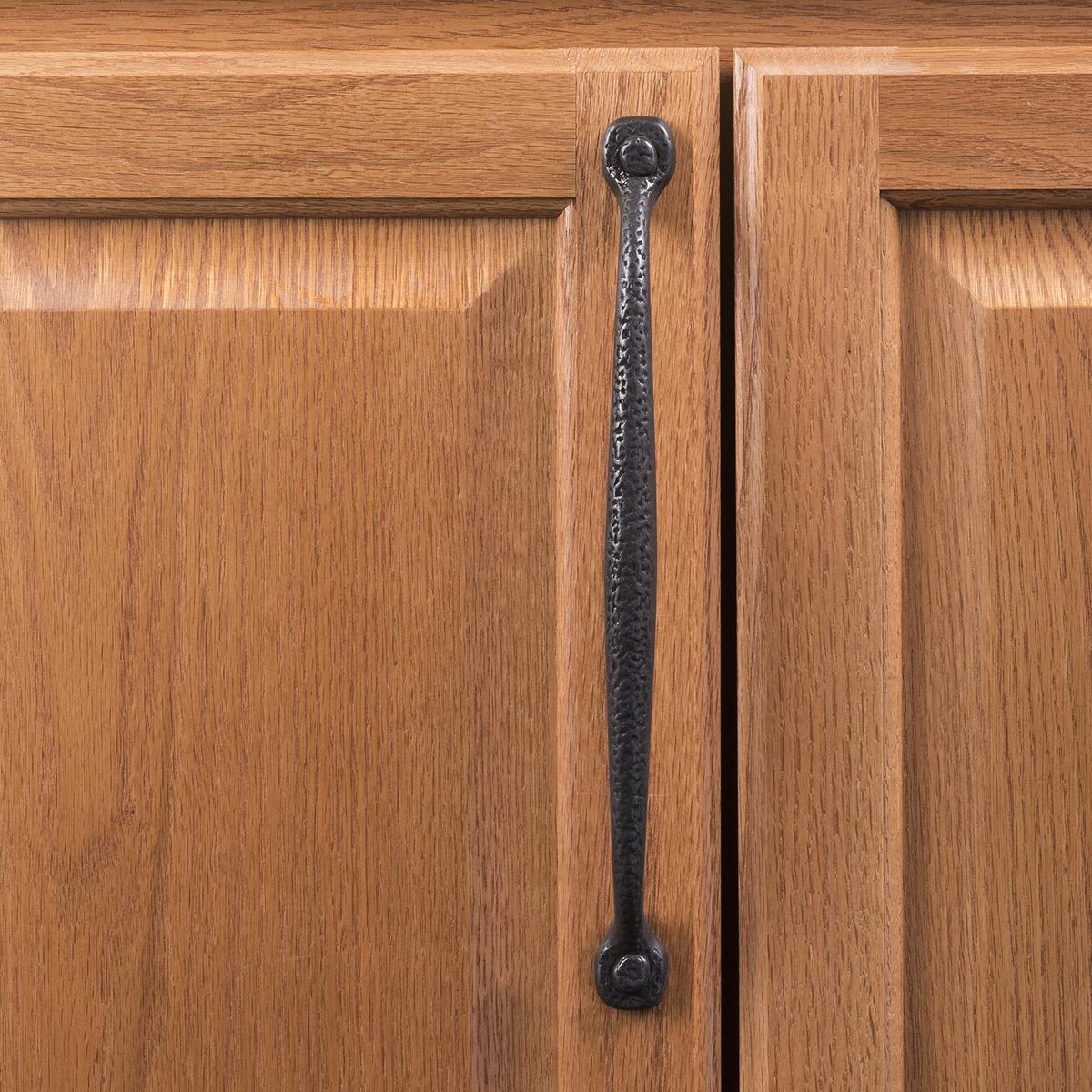 8-13/16 Inch (224mm) Refined Rustic Pull