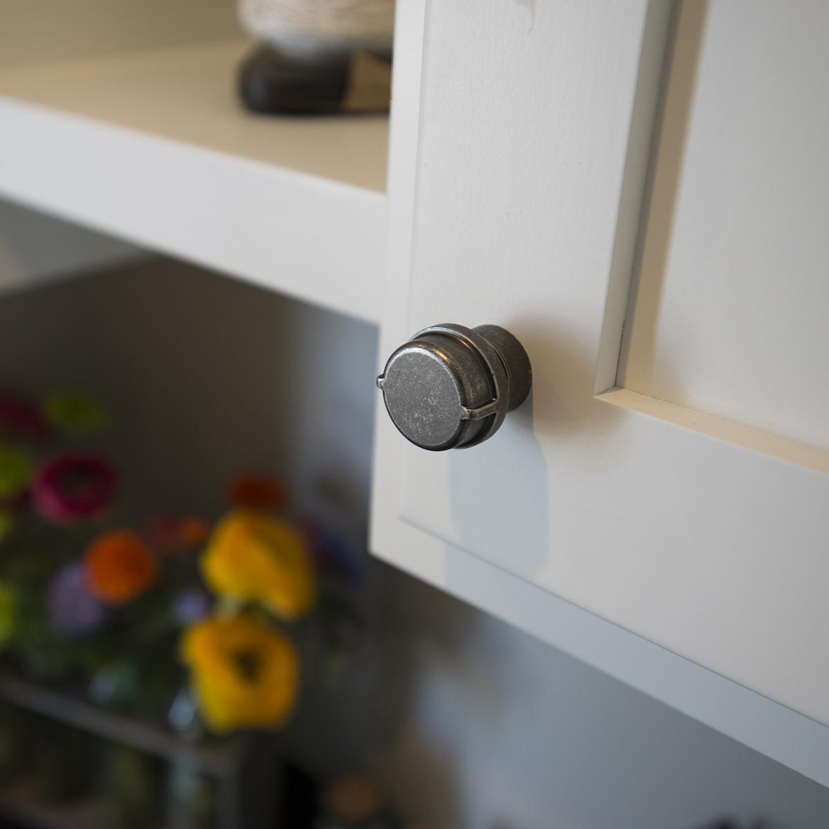 1-1/4 Inch Diameter Pipeline Knob