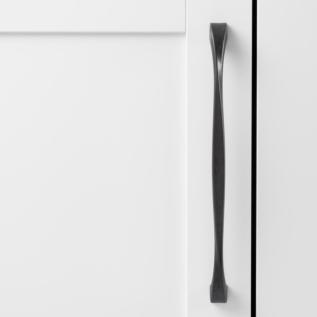 8-13/16 Inch (224mm) Twist Pull