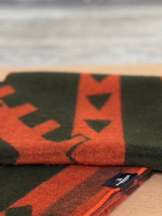 Loja Throw - Dark Moss | Kitchen + Metal