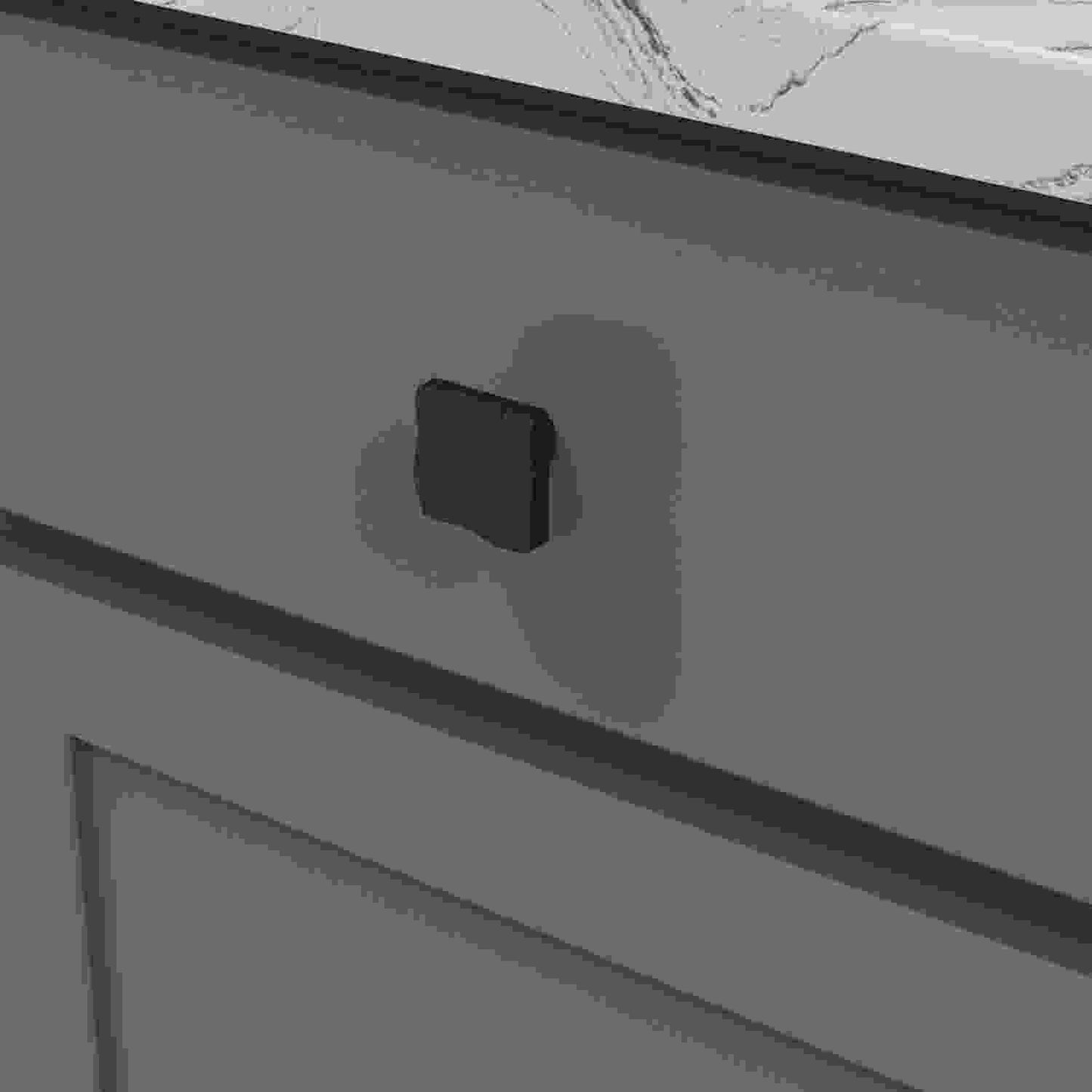 1-3/8 Inch Square Sandrine Square Knob