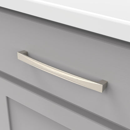 7-9/16 Inch (192mm) Crest Pull