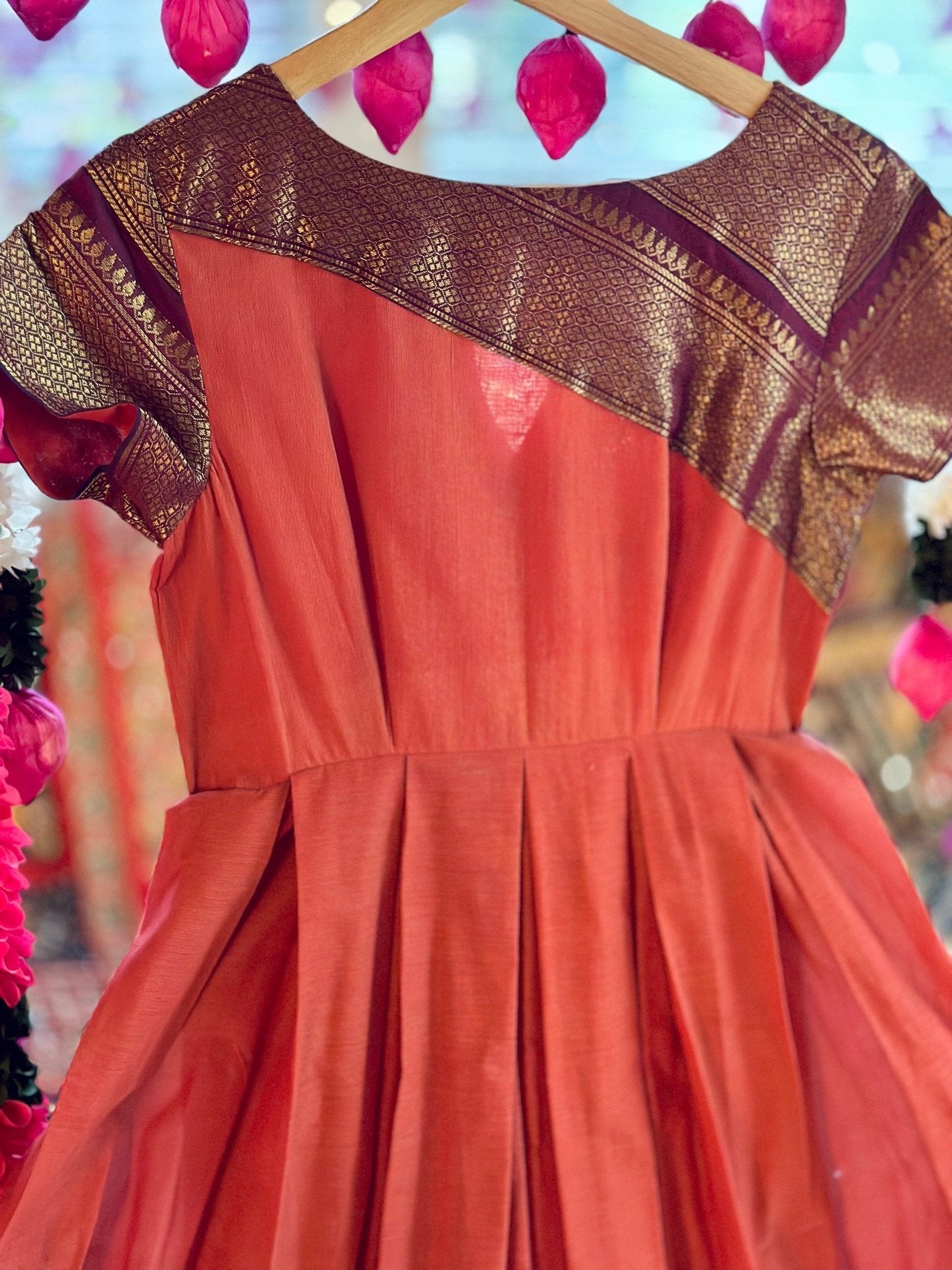 Kamala - Rust orange