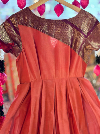 Kamala - Rust orange