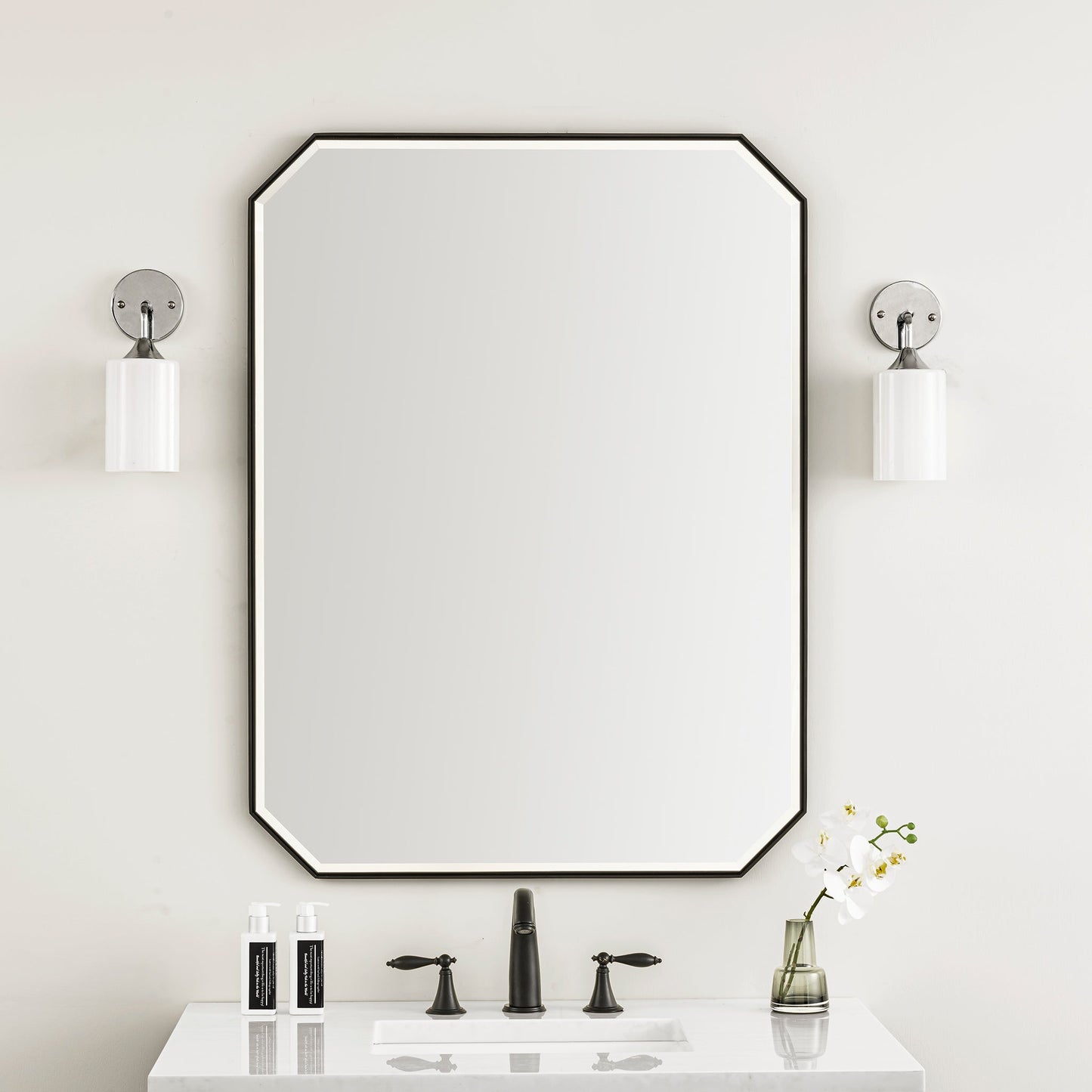 Rohe 30" Octagonal Mirror