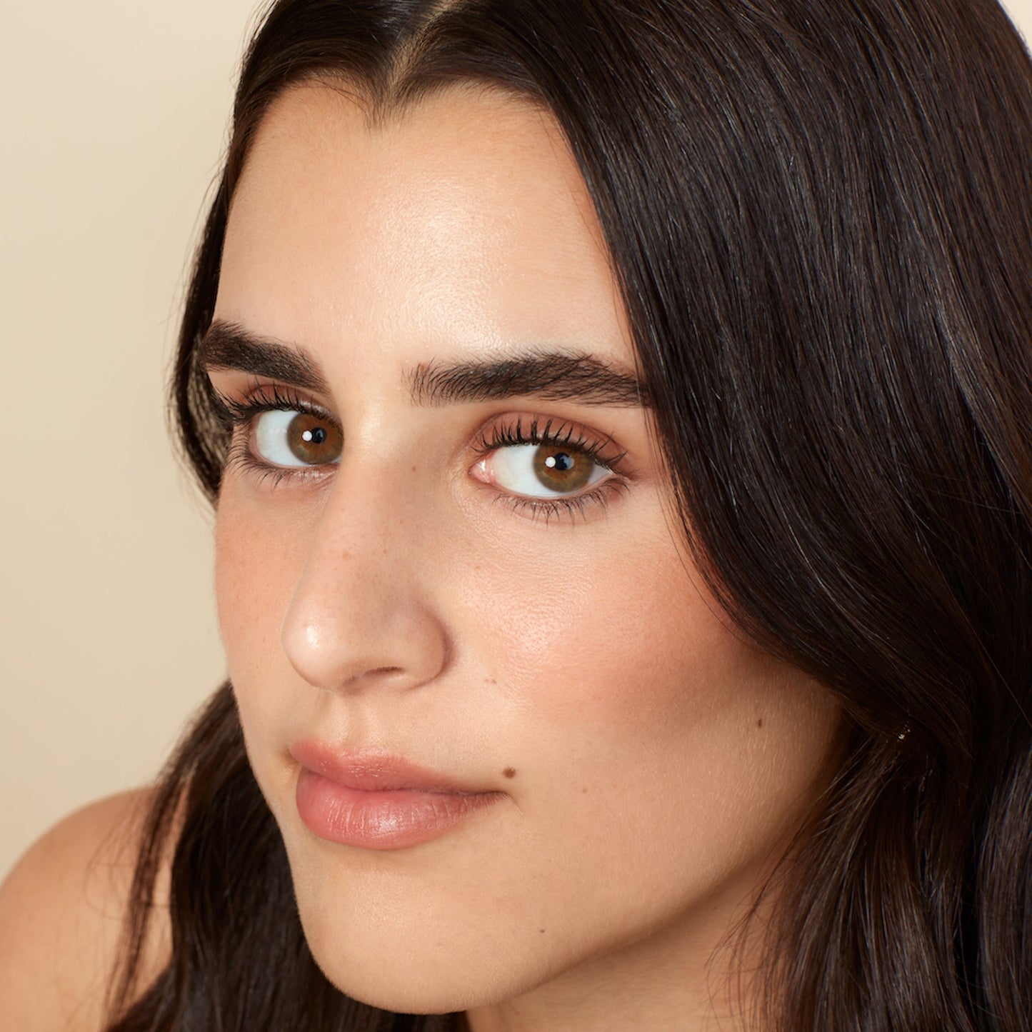 Architect Eyes Buildable Mascara
