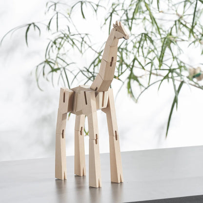 Modern Wooden Giraffe Decor – Interactive Puzzle & Art Piece