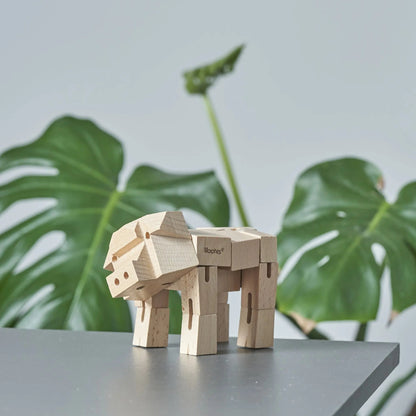 Modern Wooden Pig Decor – Interactive Puzzle & Art Piece
