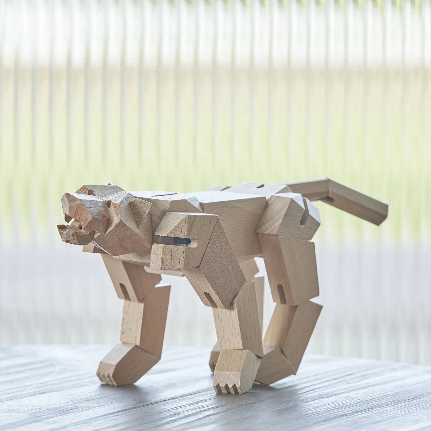 Modern Wooden Tiger Decor – Interactive Puzzle & Art Piece