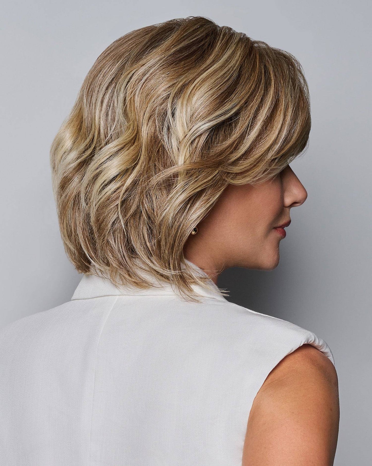 NEW! Waves and Raves by Raquel Welch Sheer Luxury-Feather Lite