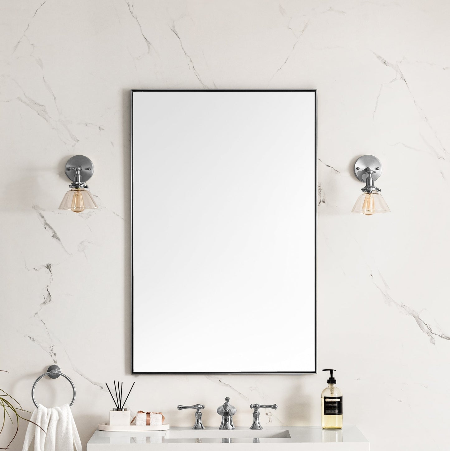 Rohe 26" Rectangular Mirror