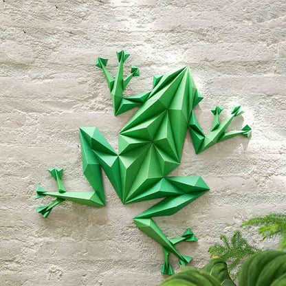 Frog Wall Art for Home Decor (DIY Papercraft)