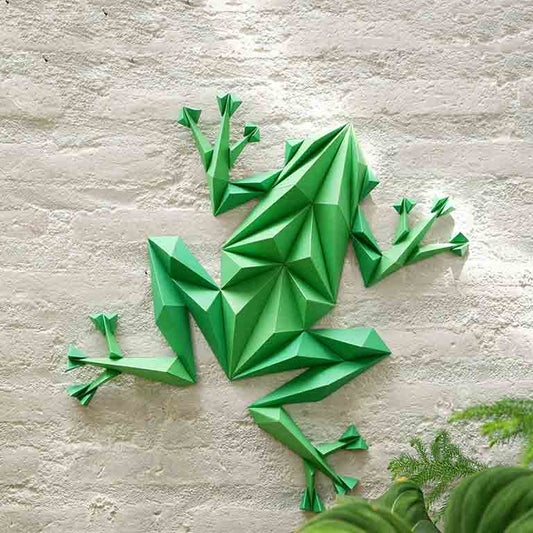 Frog Wall Art for Home Decor (DIY Papercraft)