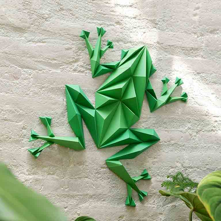 Frog Wall Art for Home Decor (DIY Papercraft)