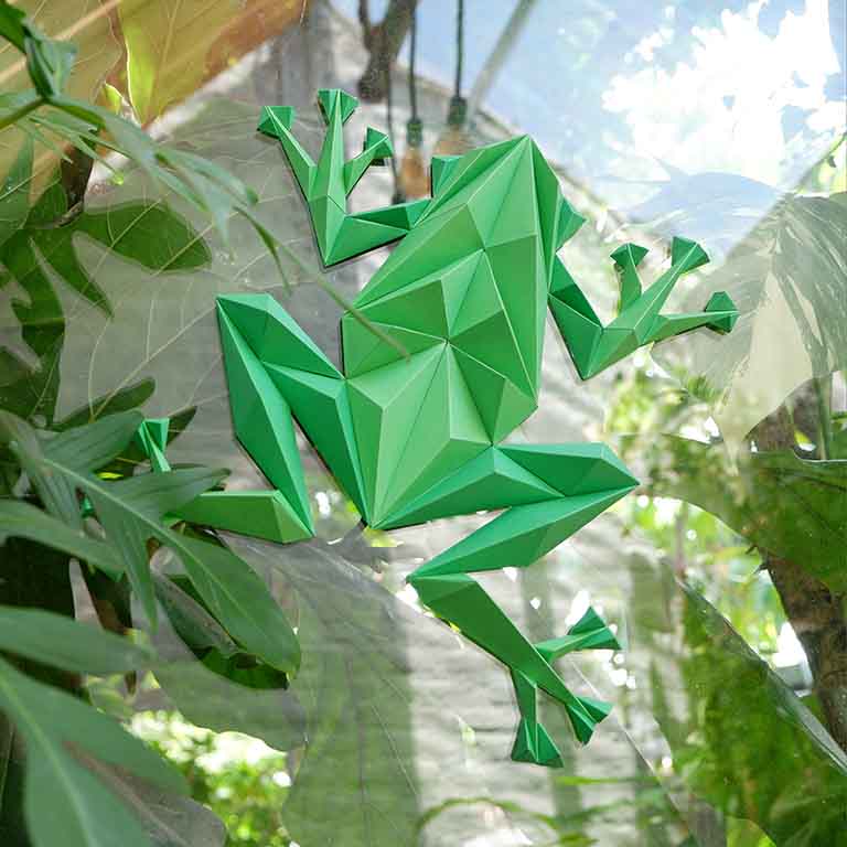 Frog Wall Art for Home Decor (DIY Papercraft)