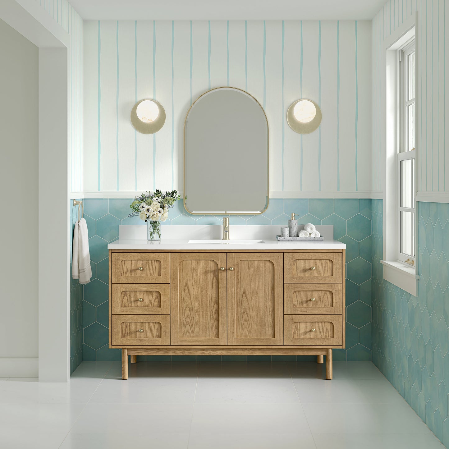 Laurent 60" Single Vanity, Light Natural Oak