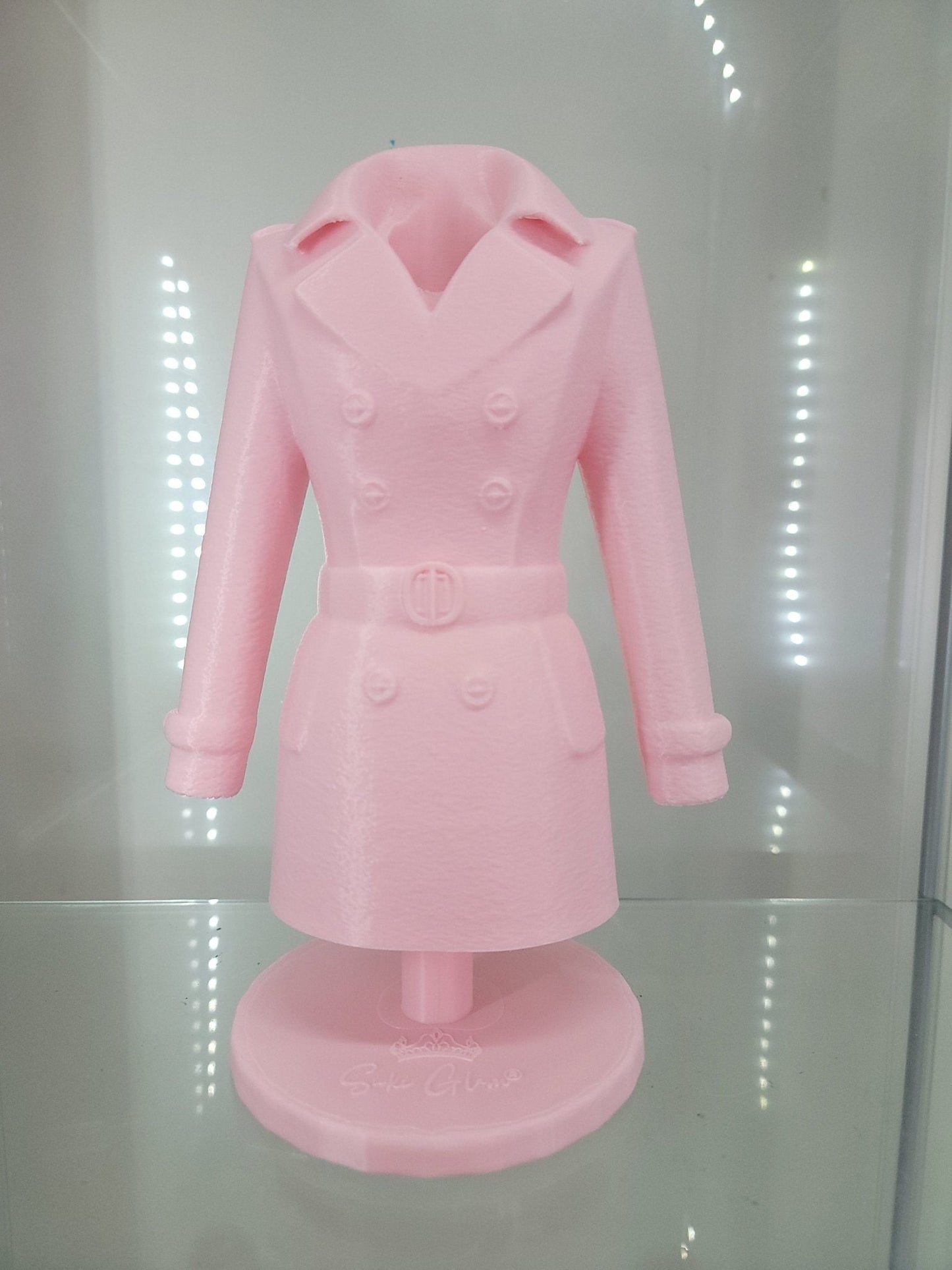 Pink Trench Coat Brush Holder – Glam Organizer
