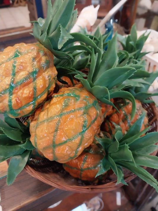 Plastic Party Pineapple