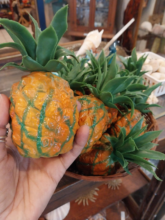 Plastic Party Pineapple