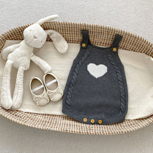 Baby Girl New Autumn Heart Front Design Camisole Knitted Vest One