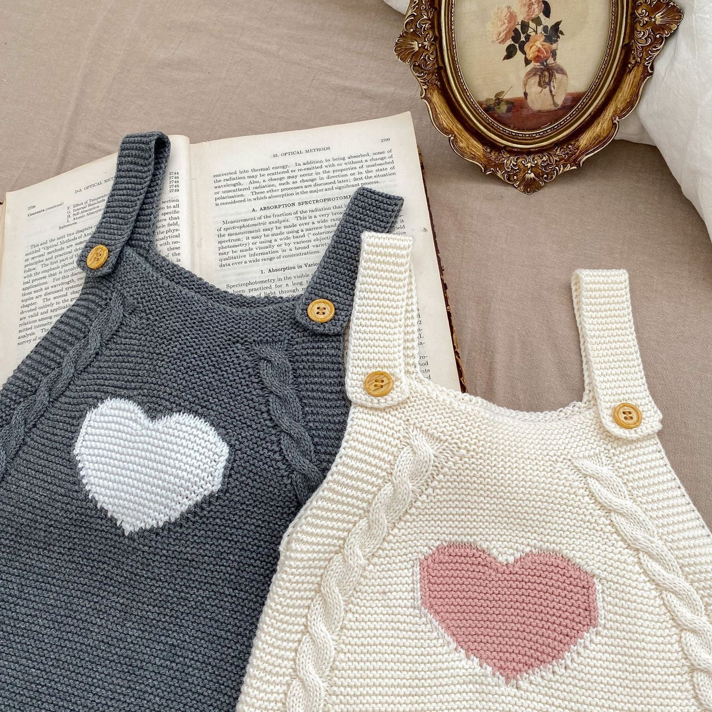 Baby Girl New Autumn Heart Front Design Camisole Knitted Vest One