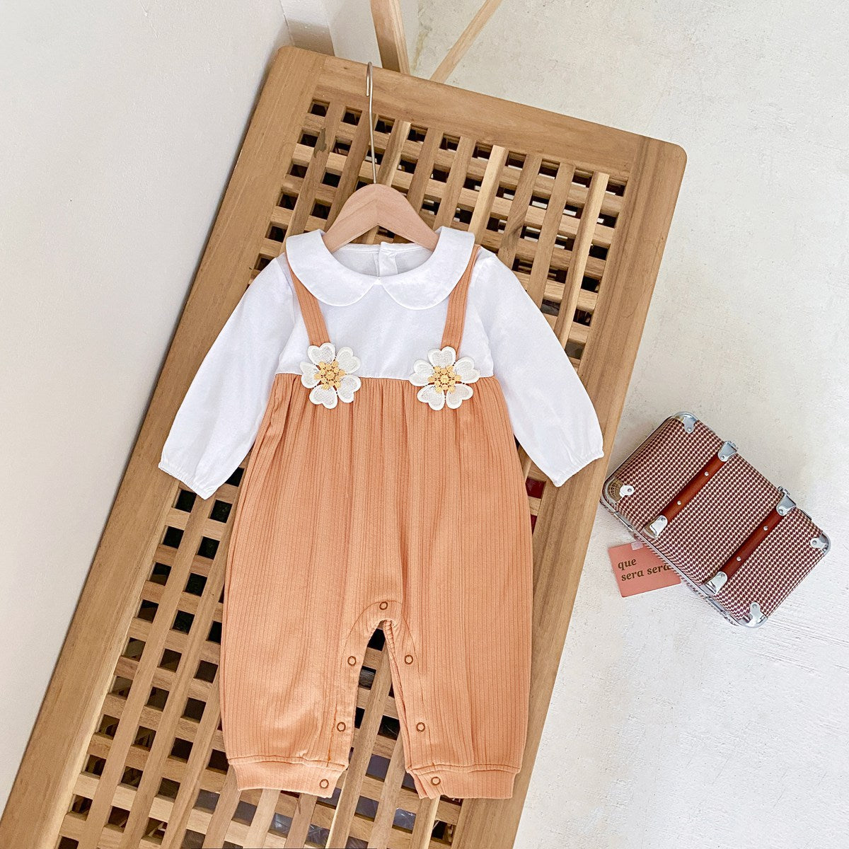 Baby Girl 3D Flower Patched Pattern False 1-Piece Design Doll Neck