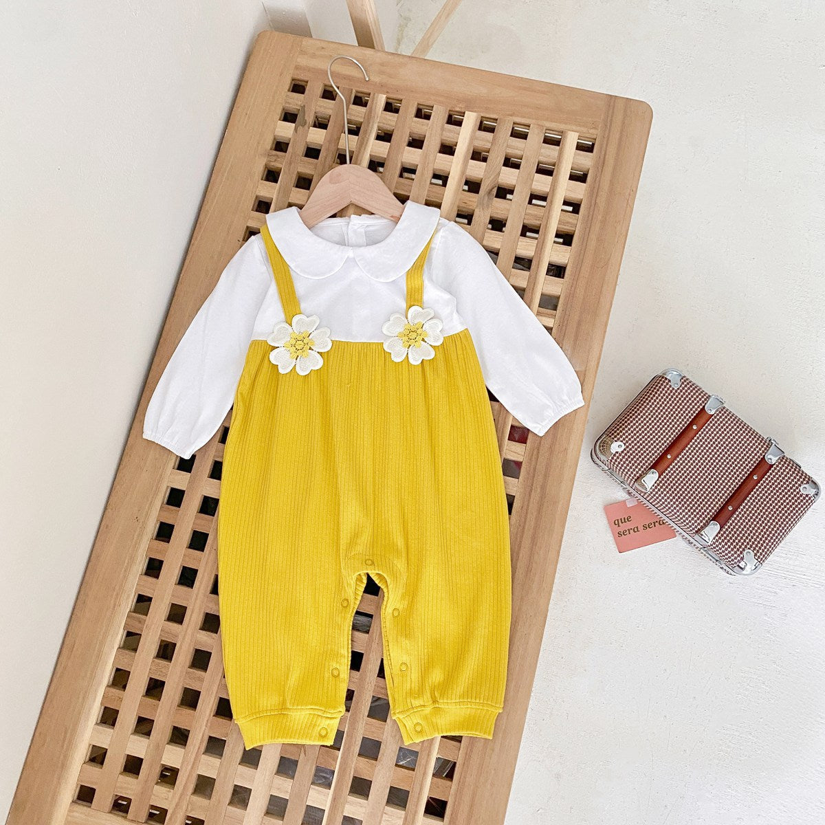 Baby Girl 3D Flower Patched Pattern False 1-Piece Design Doll Neck