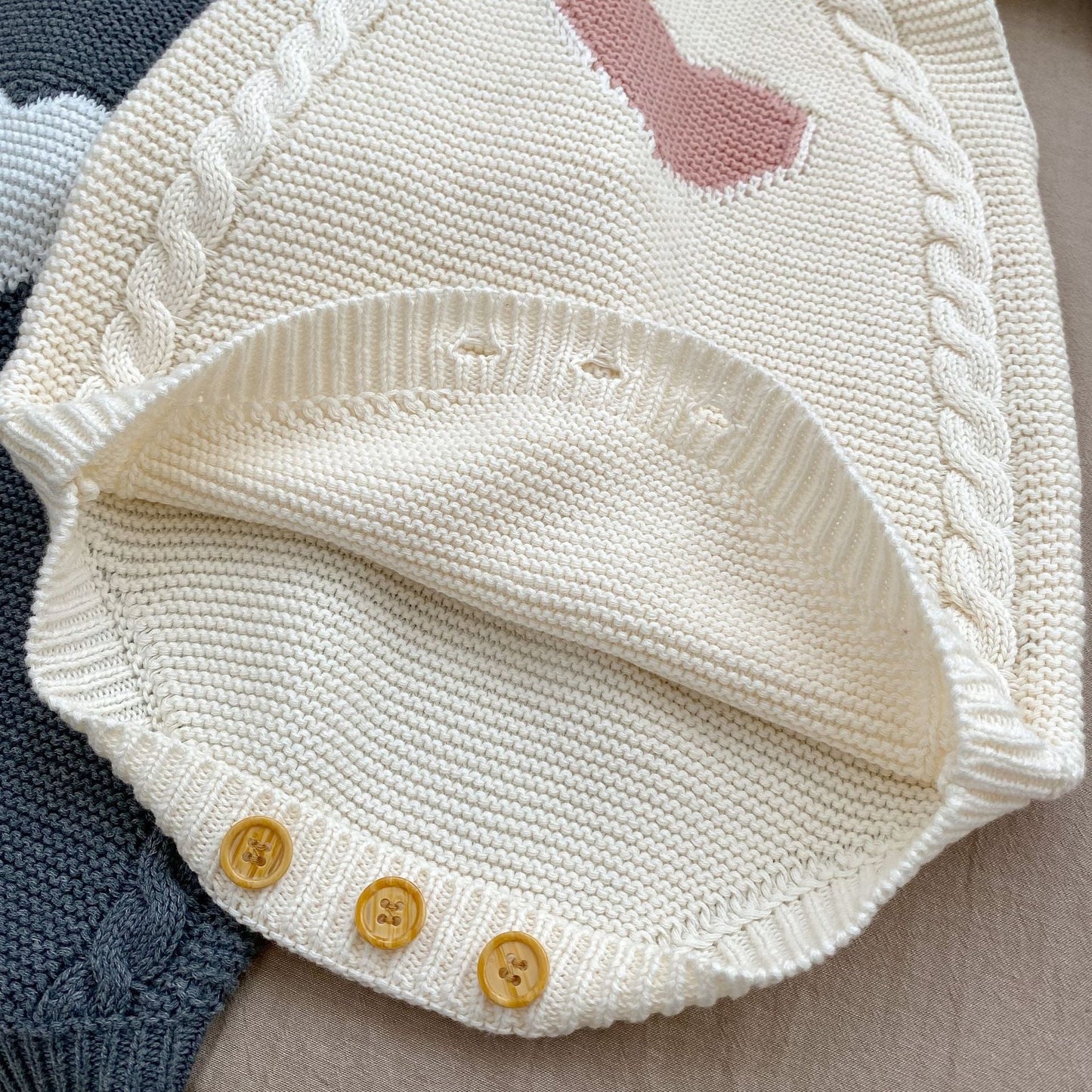 Baby Girl New Autumn Heart Front Design Camisole Knitted Vest One