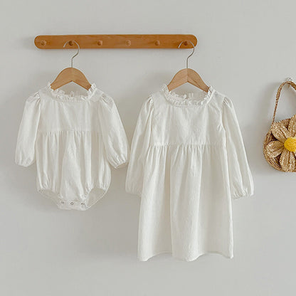 Solid White Simple Style Long Sleeve Onesies