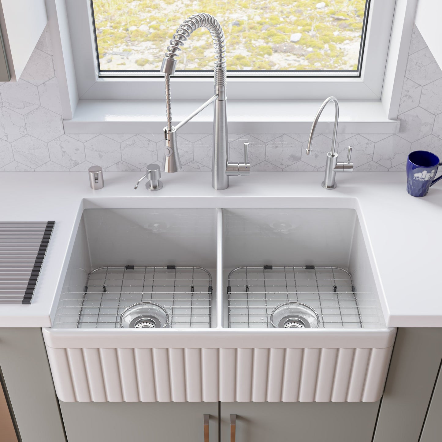 ALFI brand AB537 AB537-W White 32" Fluted Apron Double Bowl Fireclay Farmhouse Kitchen Sink