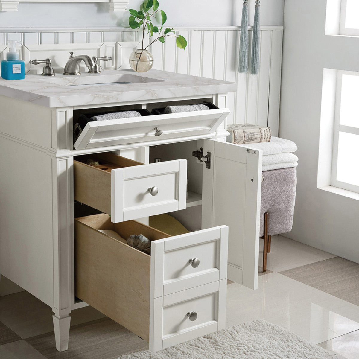 Brittany 30" Single Vanity in Bright White
