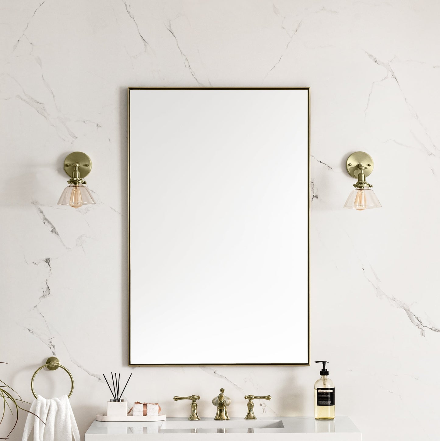 Rohe 26" Rectangular Mirror