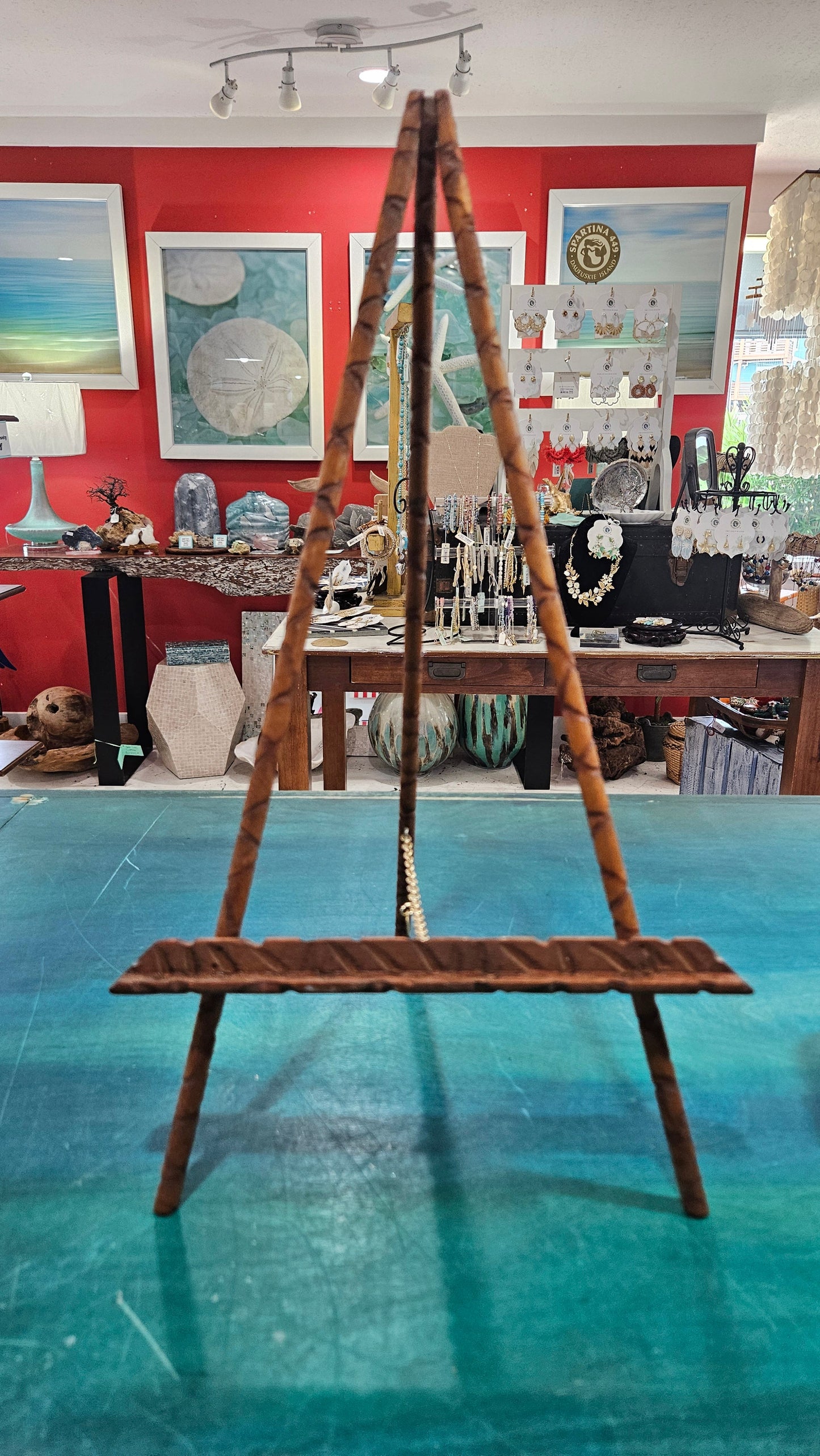 Vintage Wooden Easel – Handcrafted Rustic Display Stand
