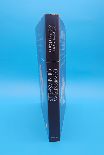 Compendium of Seashells – First Edition (1982, Hardcover) by R. Tucker Abbott & S. Peter Dance