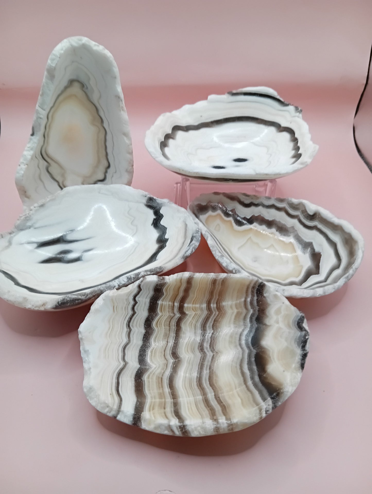 Onyx Slice Bowl – Natural Stone Display Dish