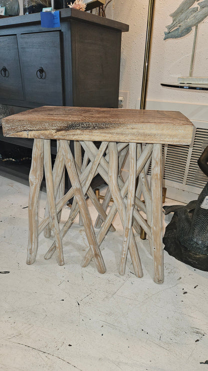 Natural Driftwood Accent Table or Stool 19.75x19.75x11.75