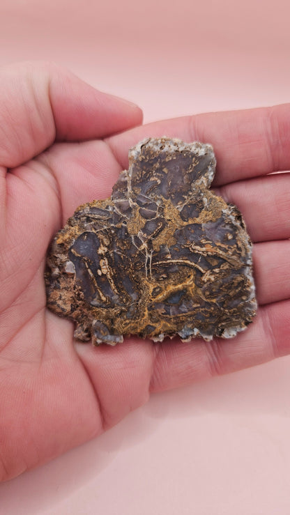 Moss Agate Slab – Woodsy Veining in Earthy Lavender Hues-30 grams