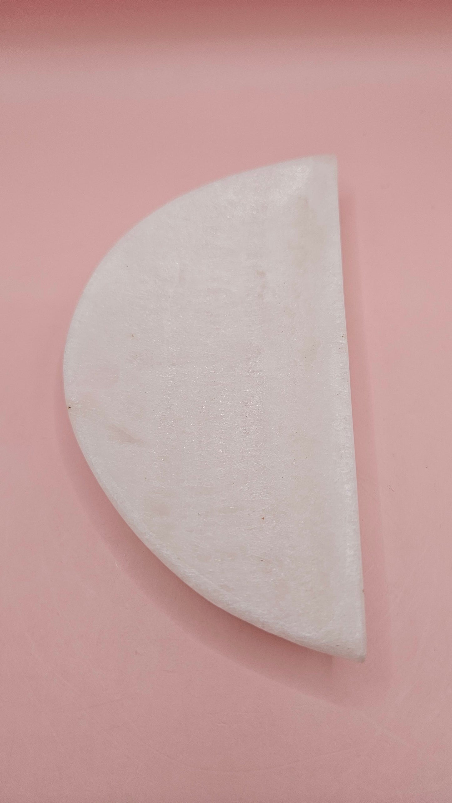 White Onyx Crescent Shallow Bowl – 5.7" Carved Stone Dish