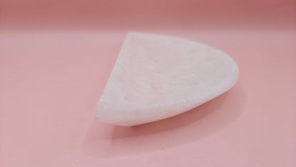 White Onyx Crescent Shallow Bowl – 5.7" Carved Stone Dish