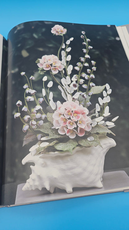 Shell Chic – 2002 Hardcover by Marlene Hurley Marshall